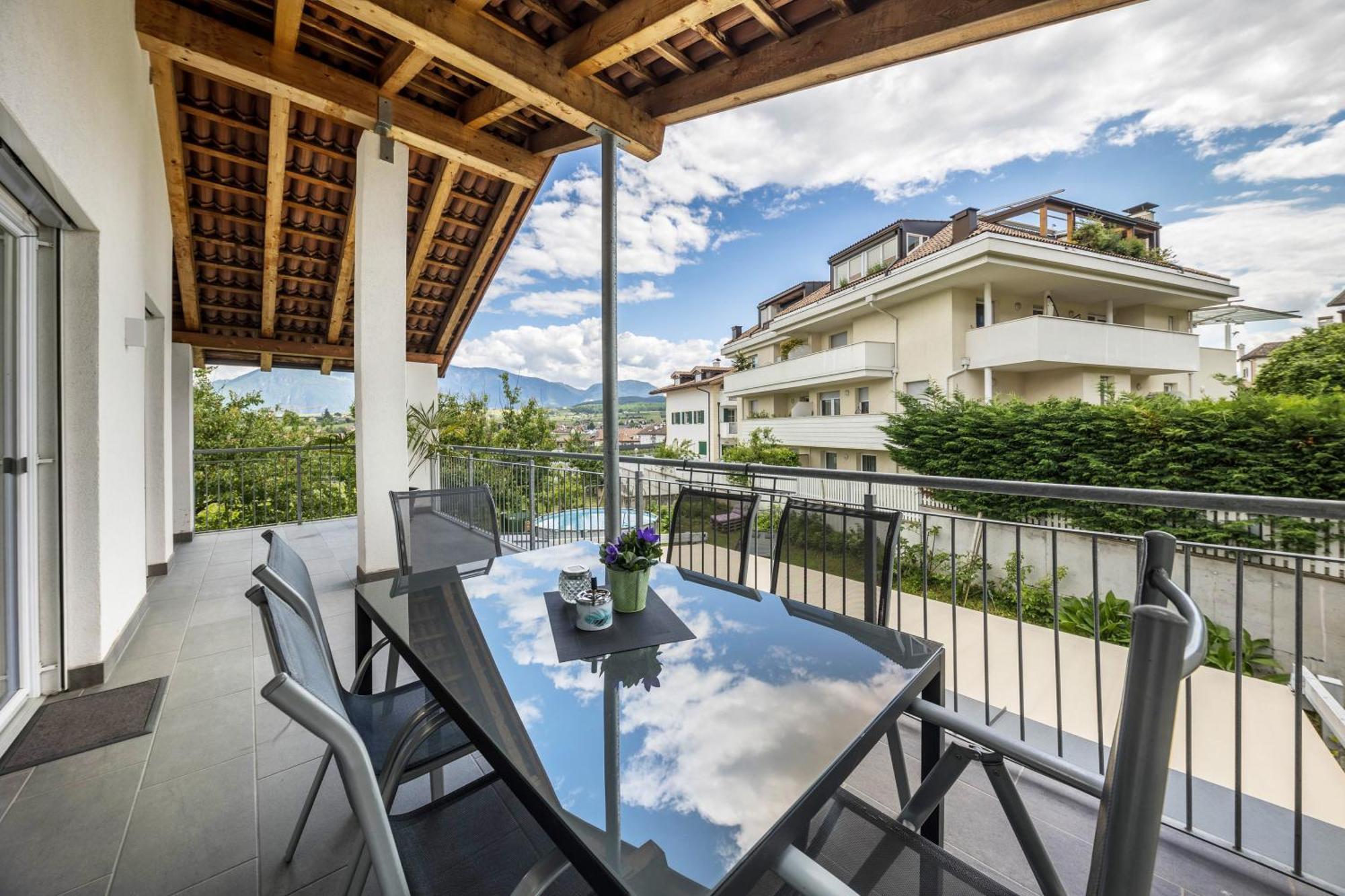 Angerblick Apartment Appiano Sulla Strada Del Vino Dış mekan fotoğraf