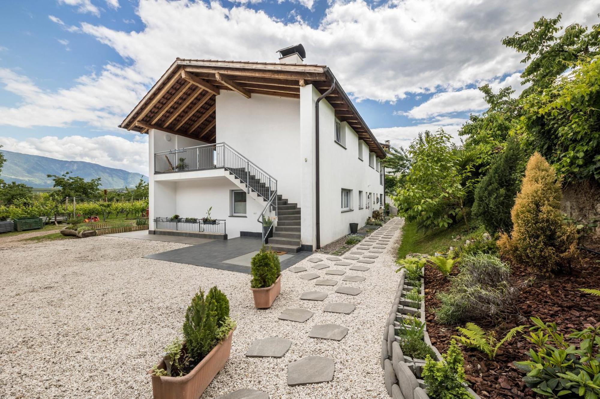 Angerblick Apartment Appiano Sulla Strada Del Vino Dış mekan fotoğraf